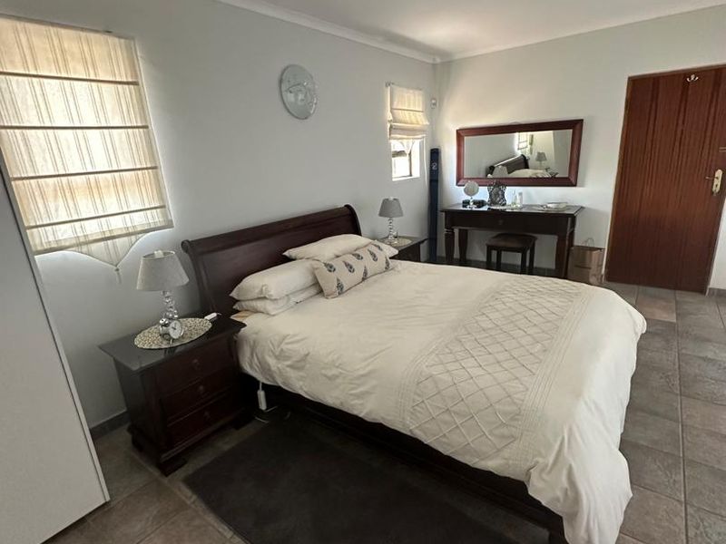 4 bedrooms Townhouse for sale in Mainau Complex, close to KFC in town, Swakopmund, Selling price N$3,675,000 cost excluded - Photo 3