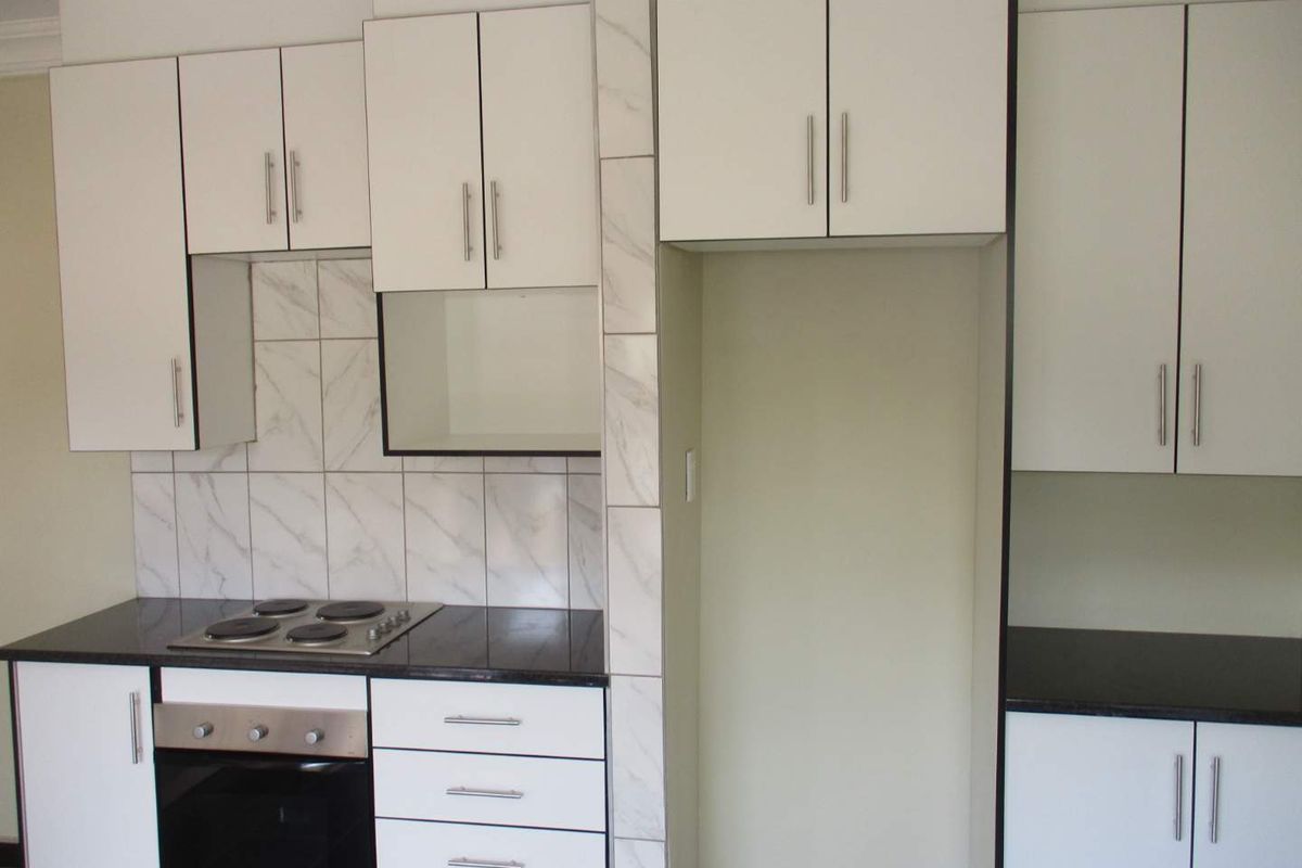 A 1 BEDROOM UNIT TO RENT IN CLAREMONT - Photo 2