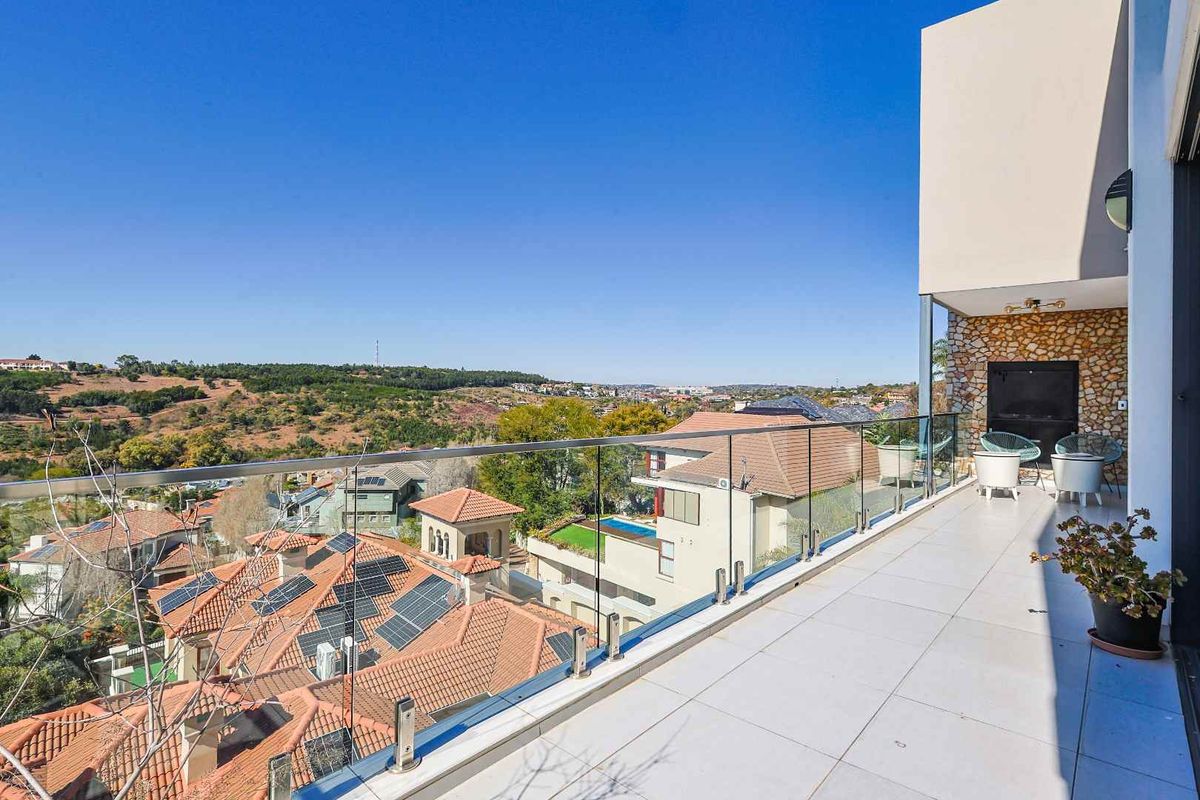 Elevated Elegance in Waterkloof Ridge – A Home That Redefines Luxury Living - Photo 2