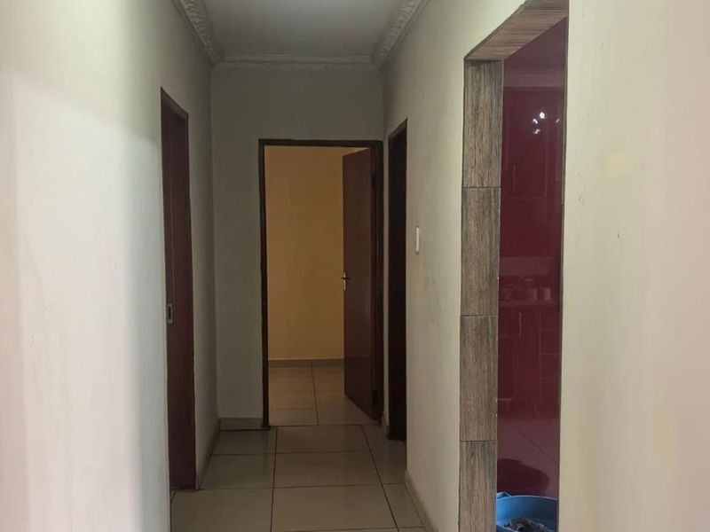 3 Bedroom House for Sale in Soshanguve SS - Photo 6