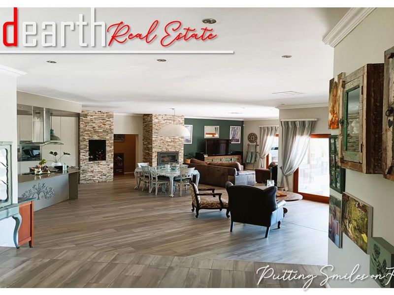 "Versatile Luxury" - Photo 4