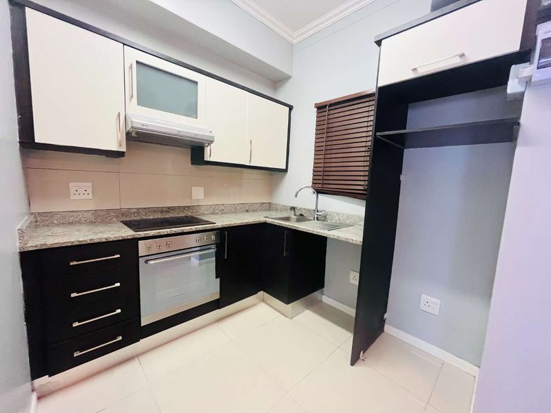 Hendra - Investment Property Umhlanga - Short term letting allowed !! - Photo 3