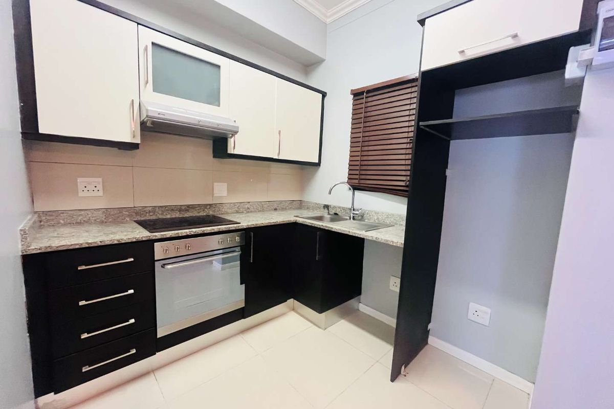 Hendra - Investment Property Umhlanga - Short term letting allowed !! - Photo 3