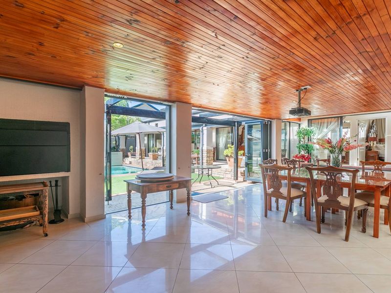 Spacious and Versatile Property with Ample Accommodation - Photo 6