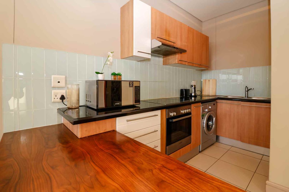 Upmarket Apartment Fully Furnished and Equipped! - Photo 3