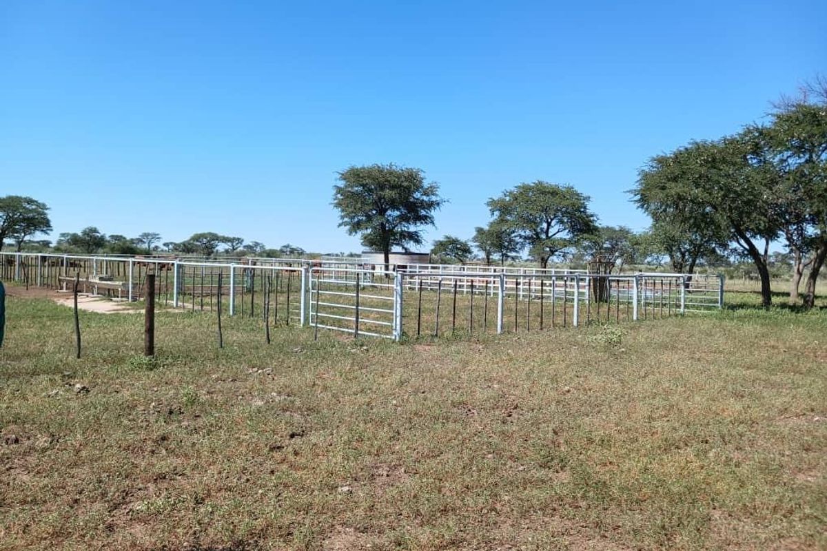 Farm For Sale - Photo 2