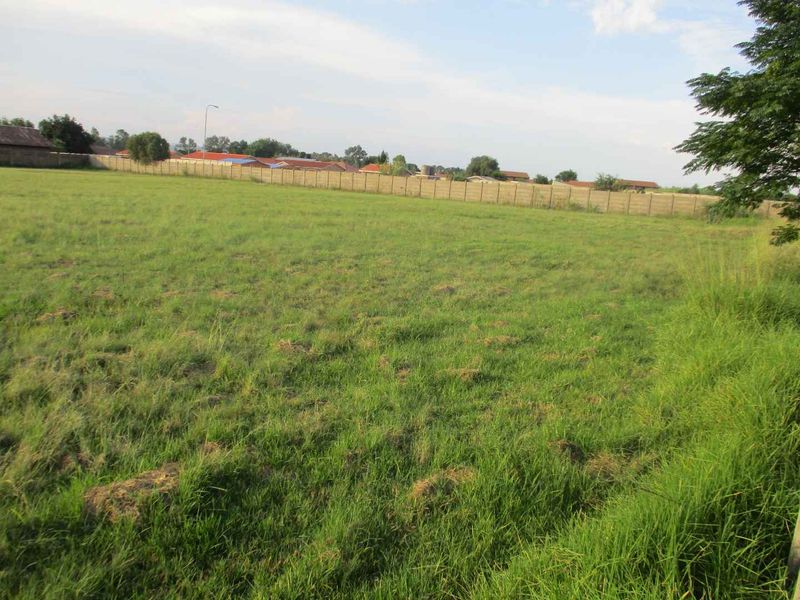 Vacant land for 20 Sectional Titles - Photo 3