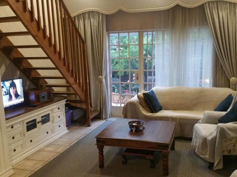 DUAL MANDATE  - SPACIOUS SIMPLEX IN SECURE COMPLEX, ELDORAIGNE - Photo 9