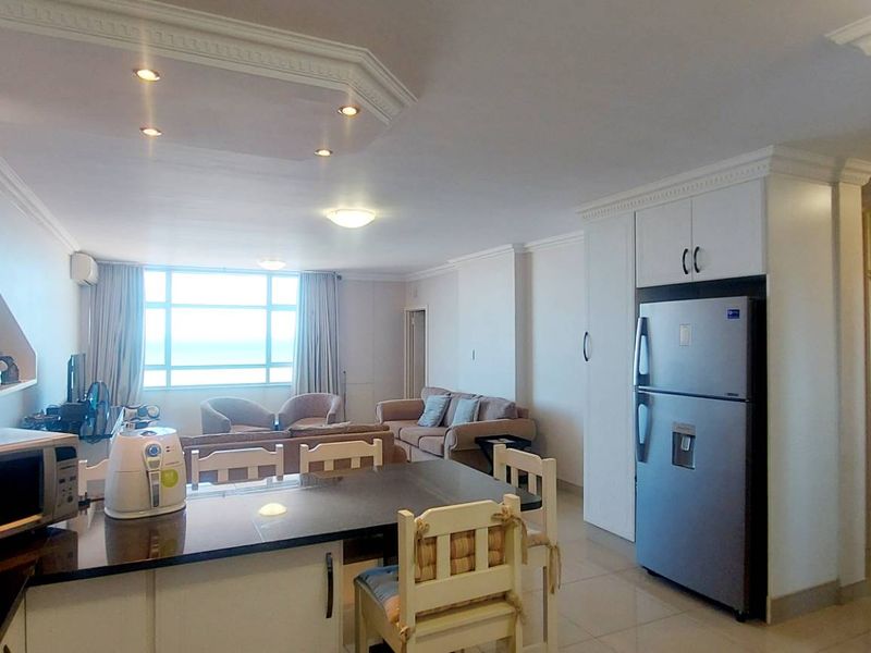 Heaven on Earth: Stunning Beachside Apartment Fully Furnished! - Photo 7