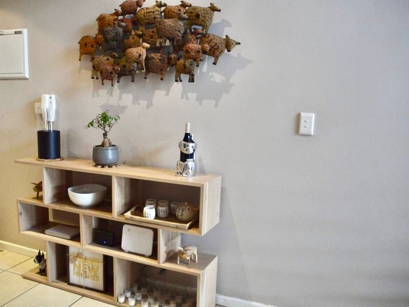 STUNNING DOUBLE VOLUME LOFT APARTMENT IN CRAIGHALL PARK - Photo 4