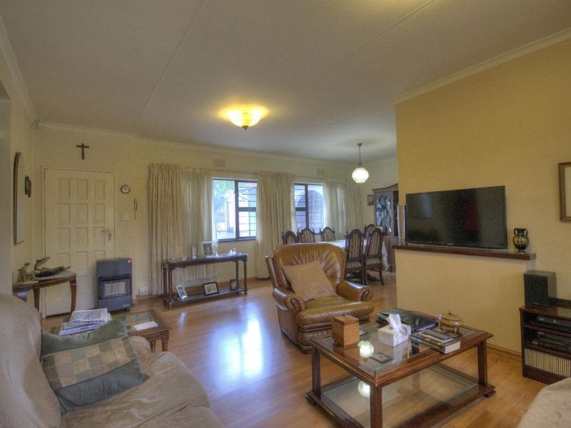 Absolutely immaculate! - Photo 5