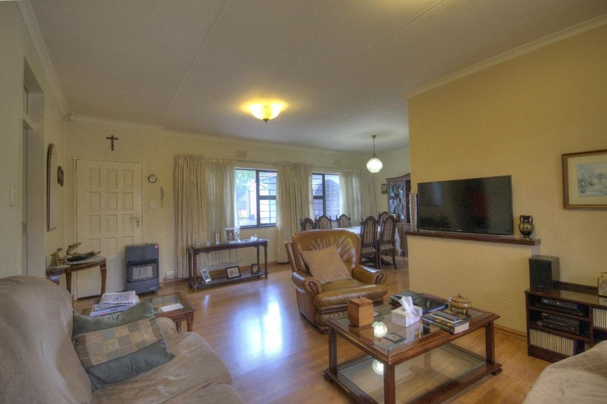 Absolutely immaculate! - Photo 5