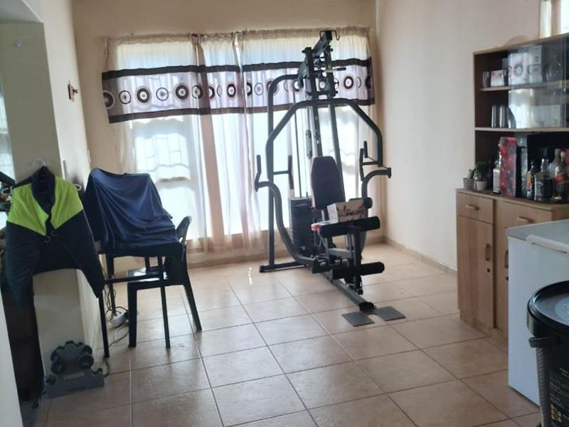 **Prime Location – Just 2 Blocks from the Lagoon in Meersig** - Photo 6
