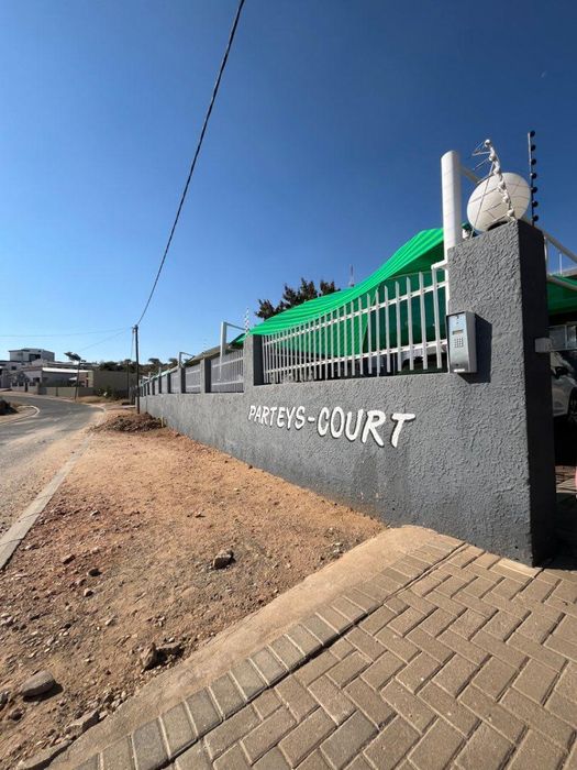 Property #2421791, Apartment For Sale in Rocky Crest