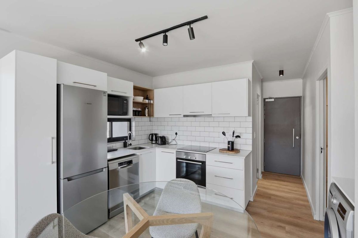 Prime Knysna Airbnb Investment | Luxury 2-Bedroom Apartment at Seahorse - Photo 4