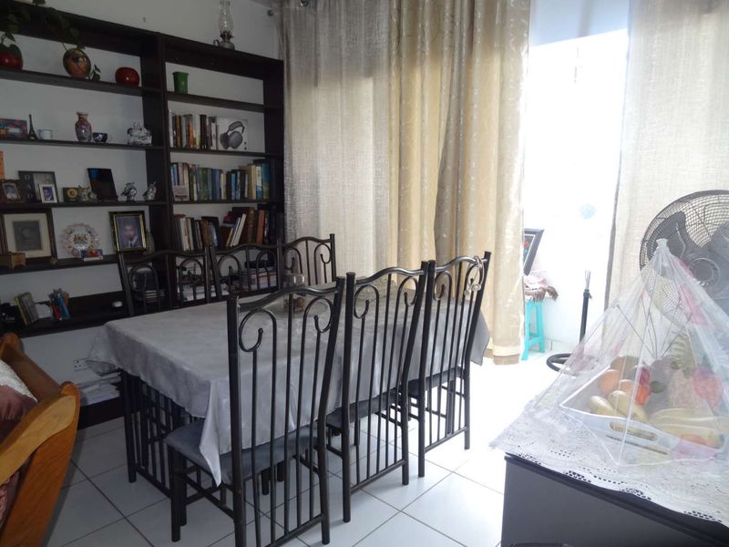 2.5 Bedroom Apartment for Sale - Photo 8