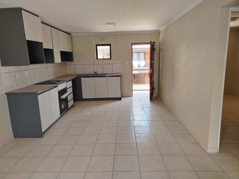 Spacious Newly Built Apartments - Photo 4