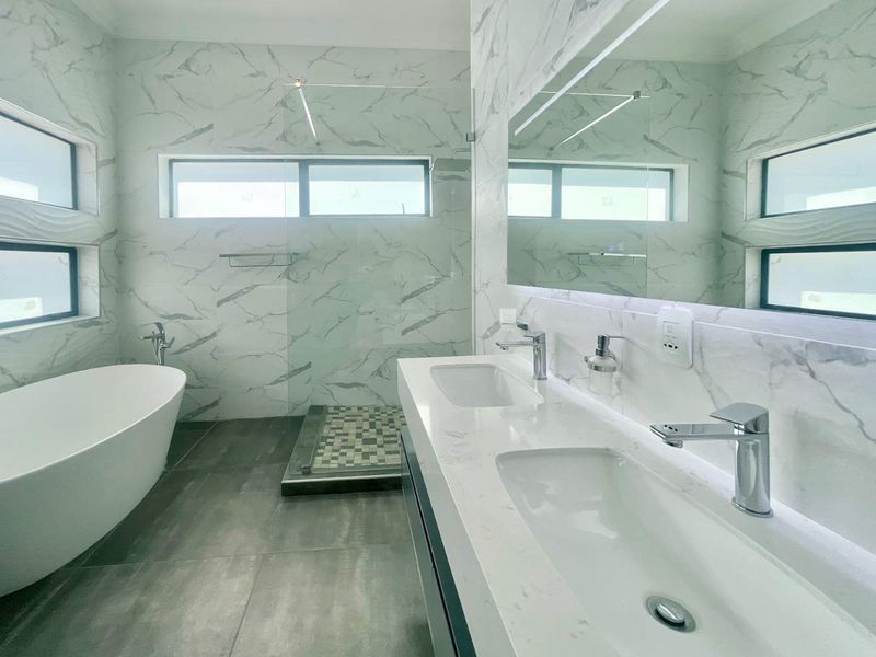 Experience The Lifestyle In Steyn City - Photo 4