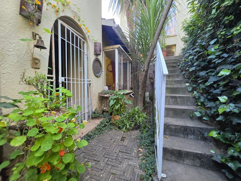 OWN YOUR TUSCAN HAVEN IN GLENVISTA - Photo 3