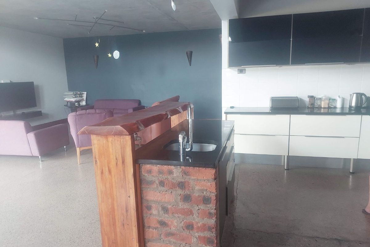 Modern Furnished home for Rental in Palm Lakes Estate - Photo 3