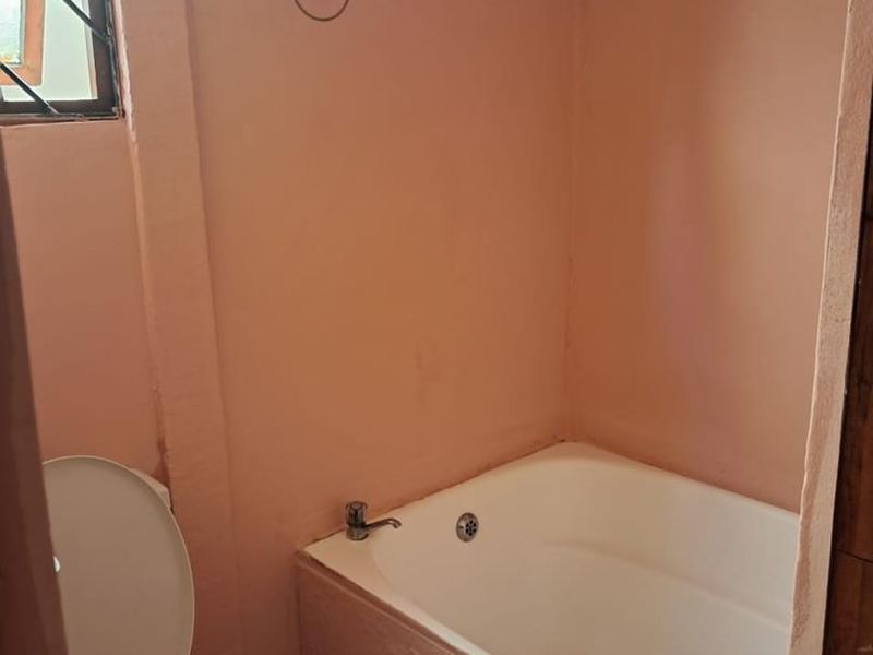 2 Bedroom Flat to Rent in Mandela Park - Photo 7