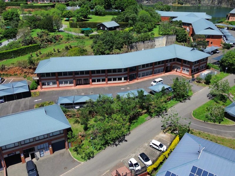 362 m2 COMMERCIAL OFFICE SPACE FOR SALE | PIN OAK OFFICE PARK, HILTON - Photo 3