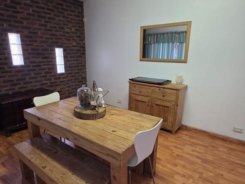 A Hidden Gem of Space, Character &amp; Tropical Charm Situated in Ocean view area - Photo 9