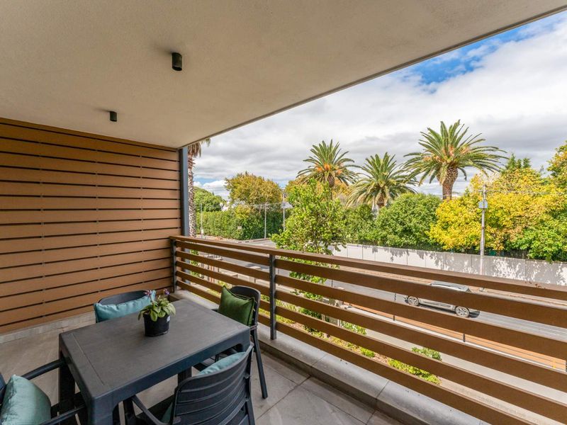 Streamlined sophistication and connected living - Photo 9