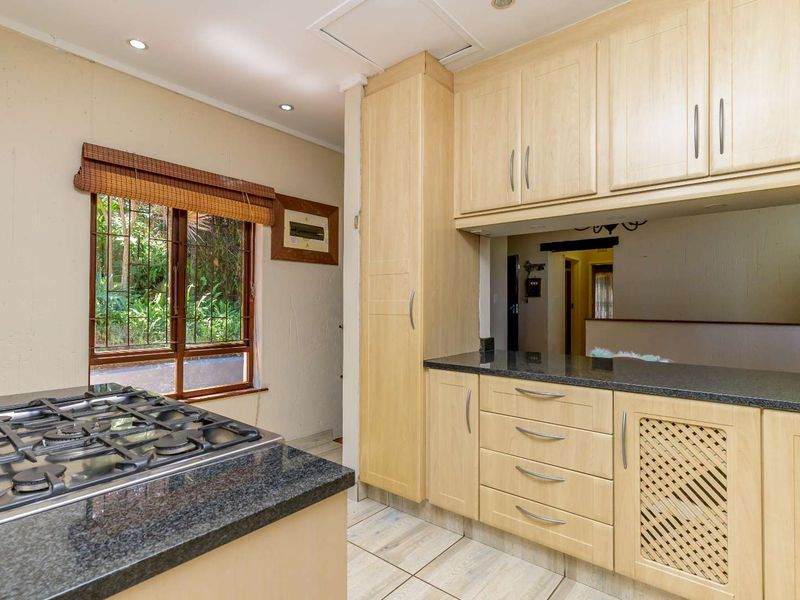 Hendra - Spacious Split-Level Home In Glen Hills - Photo 7