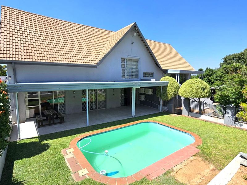 Multi Level Family Home in Schoemansville - Photo 2