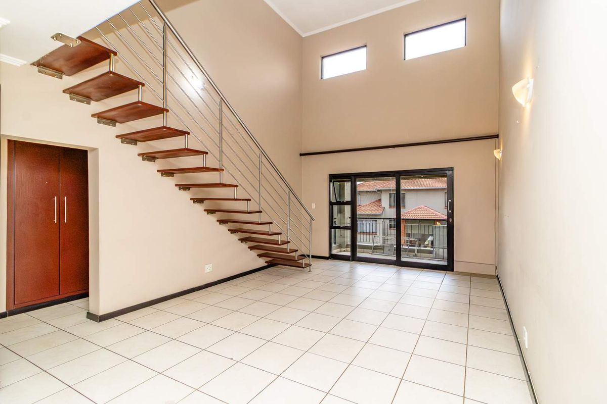 Smart Investment is Sought-After Complex! - Photo 4