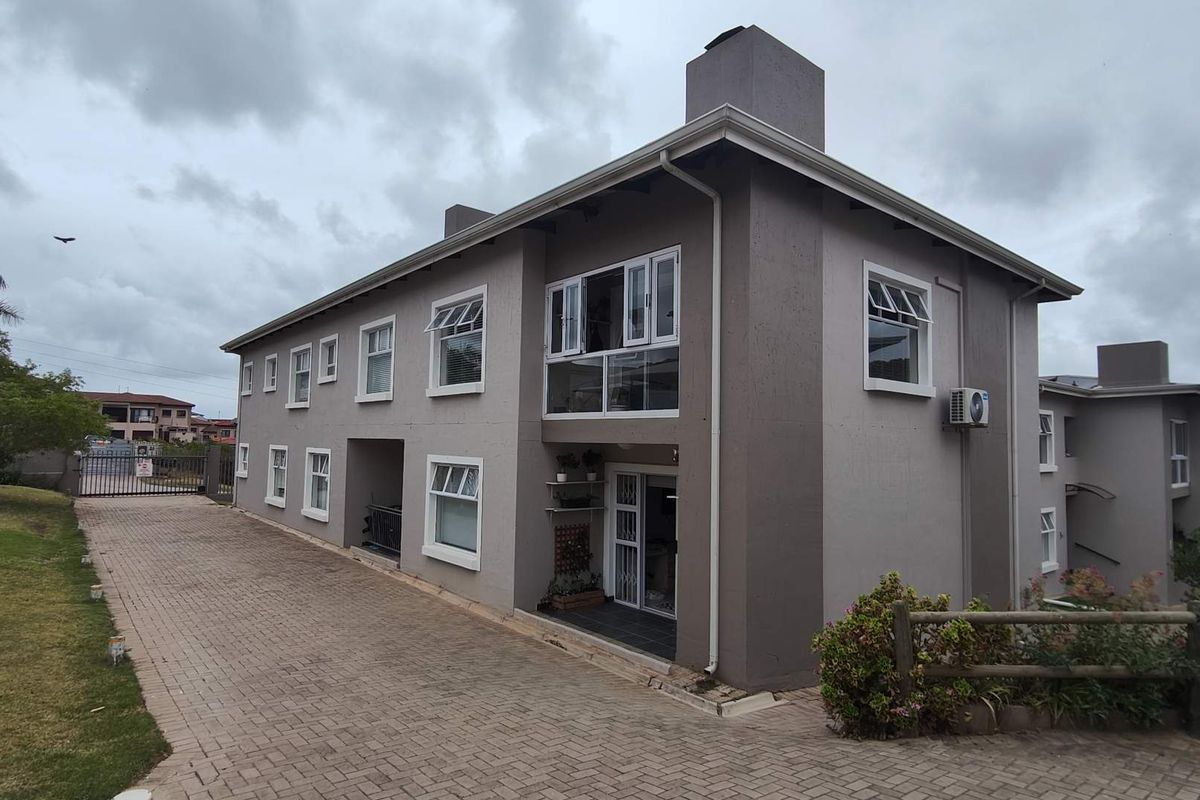 Apartment for sale in neat complex - Photo 2