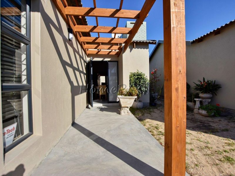 Ext 15, Swakopmund:  3 Bedr Townhouse in popular Dunescape is for Sale - Photo 3