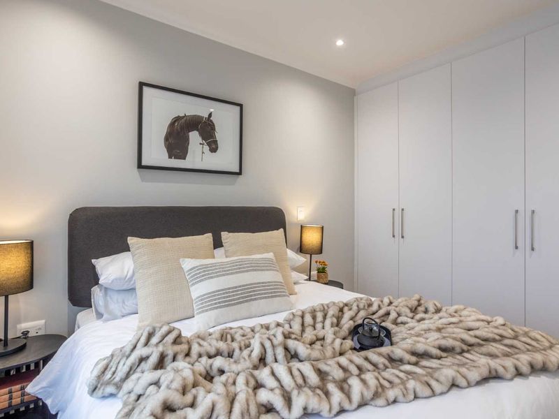 Retirement unit for over 65's - Val de Vie Evergreen Luxury Suites set in the heart of the safest estate in Africa - Photo 9