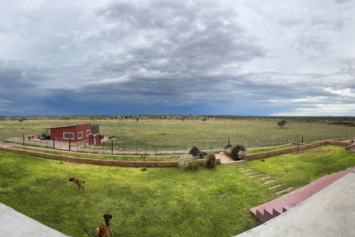 A remarkable 2300ha livestock farm just outside Outjo, offering exceptional potential for serious farmers and investors. - Photo 2