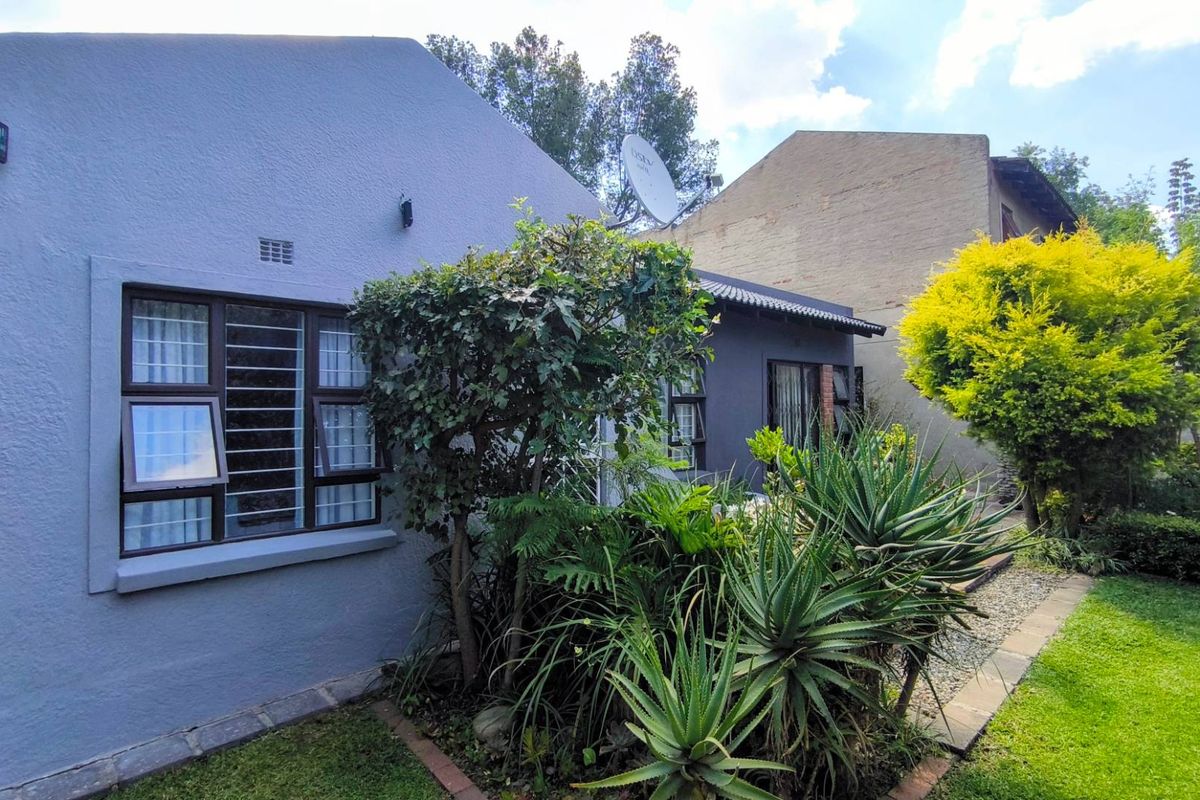 Investors Dream, with 2 Granny Flats! - Photo 3