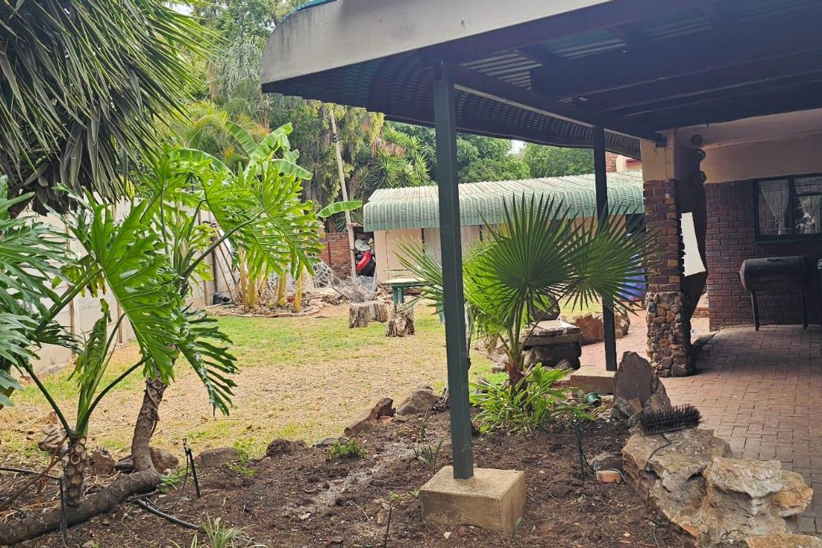 Stunning house for sale in Brits - Photo 3