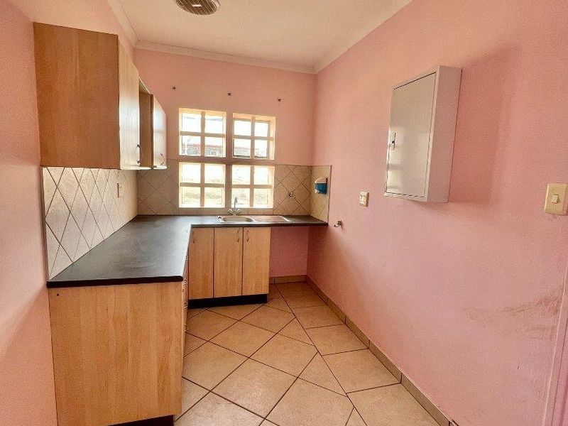 Business property FOR SALE - Photo 8