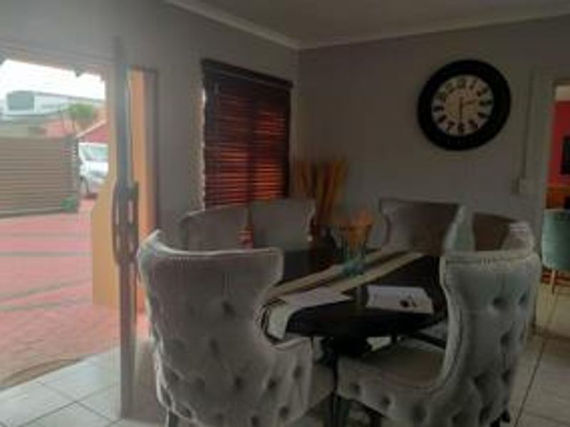 3 Bedroom  for sale in Ormonde - Photo 7