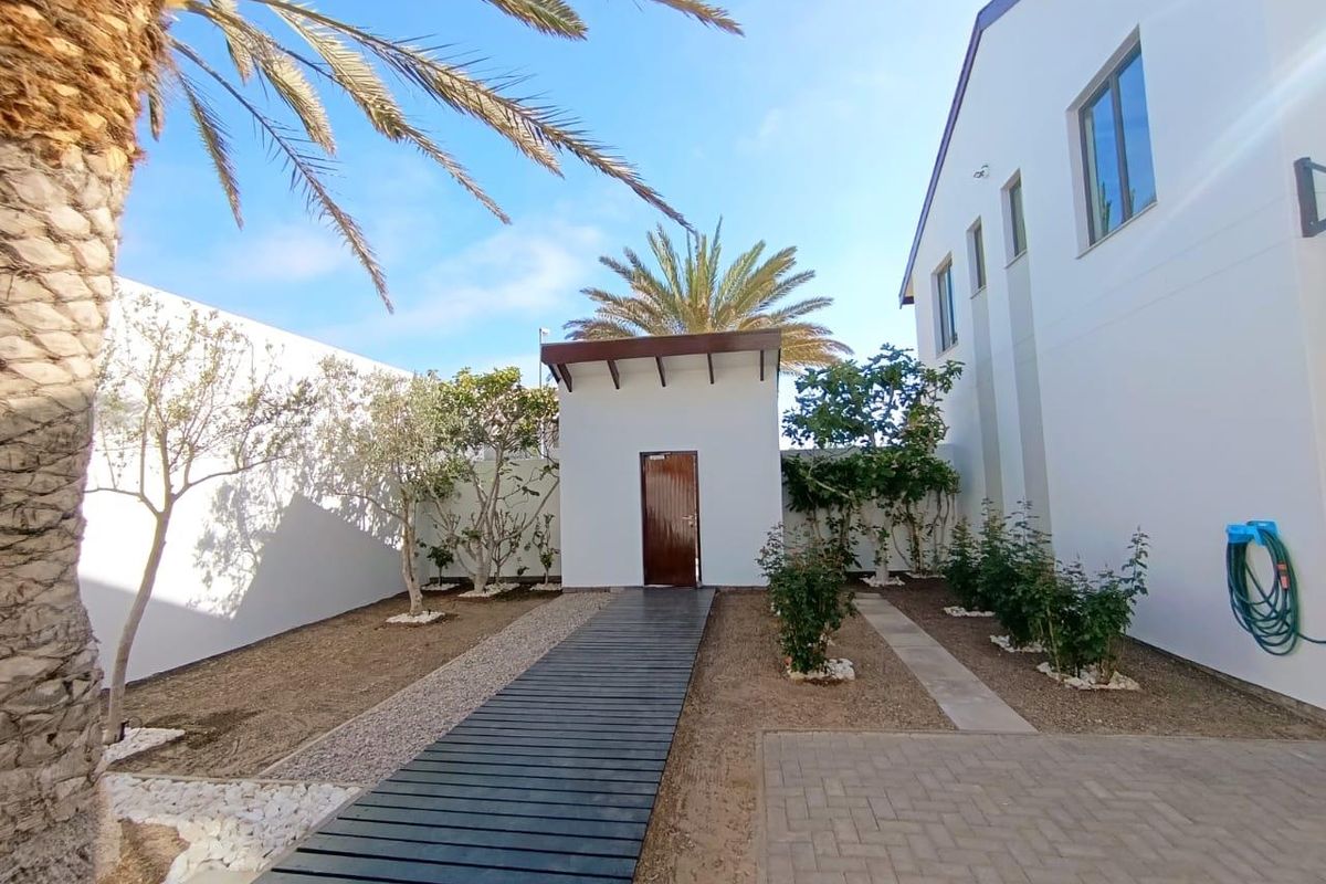 LUXURY FOR SALE | RIVERSIDE, KRAMERSDORF – SWAKOPMUND - Photo 4