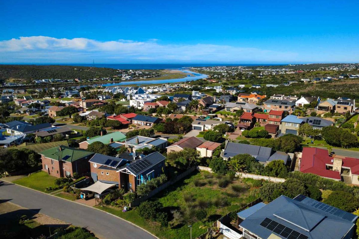 Prime vacant stand for sale in Stilbaai-Wes. - Photo 2