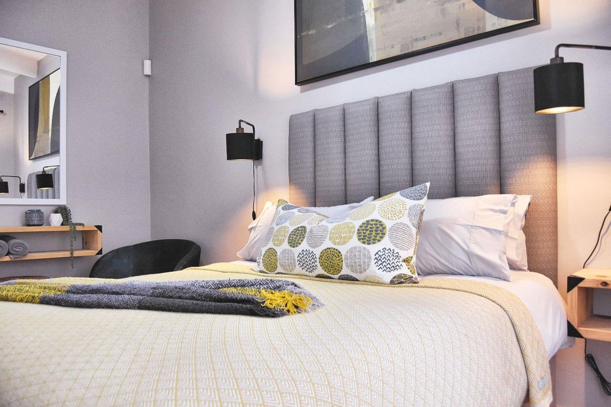 Invest in Luxury: Stunning Henties Bay Retreat! - Photo 3