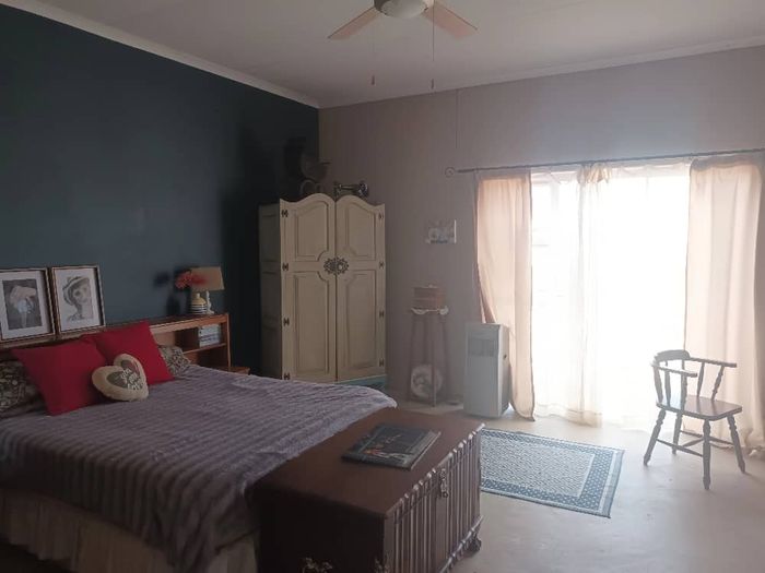 Property #2434526, House For Sale in Brakwater