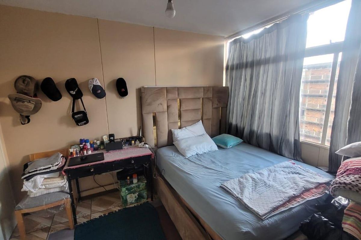 FOR SALE: 1 Bedroom Apartment in Muckleneuk, Pretoria ✨🏡 - Photo 2