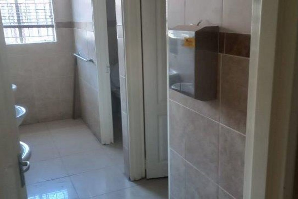 OFFICE / SHOP TO LET - SOUTHERN INDUSTRIAL - Photo 2