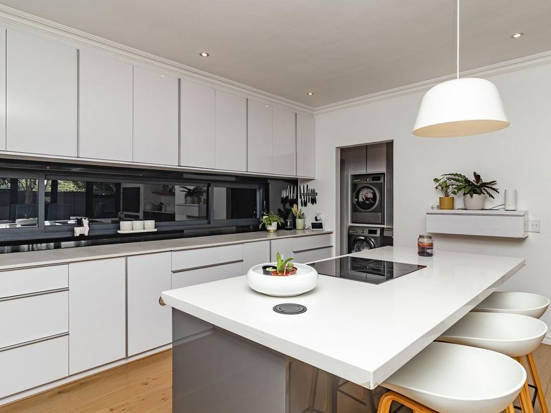 Executive Living for the Discerning Professionals - Photo 3