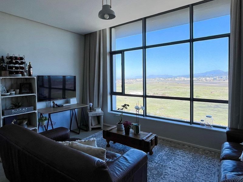 Ultra Modern, breath taking Mountain and Tablebay views - Photo 10
