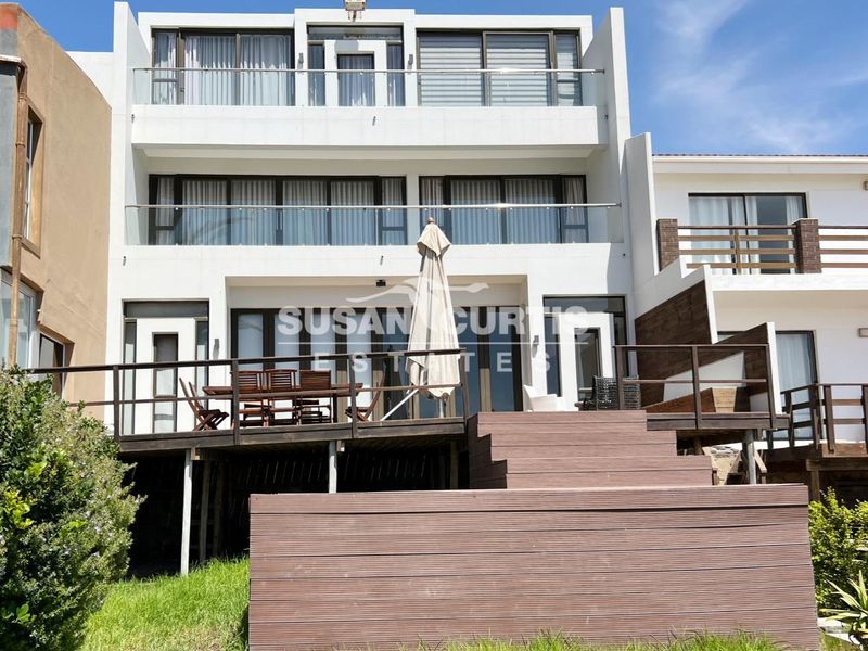 Stunning Beachfront Modern Home - Photo 6