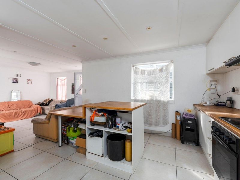 Cozy 3 Bedroom House. - Photo 5