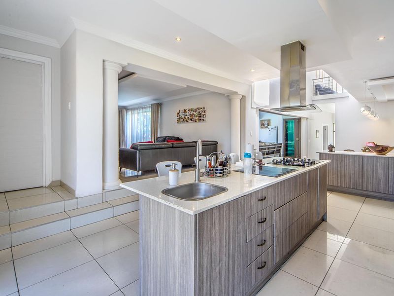 Five Bedroom Elegant Family Home For Sale in Waterfall Country Estate - Photo 6